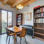 Modern Rooftop Apartment