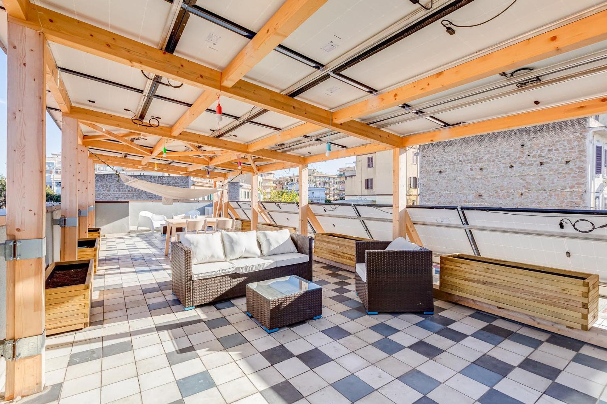 Modern Rooftop * Rom